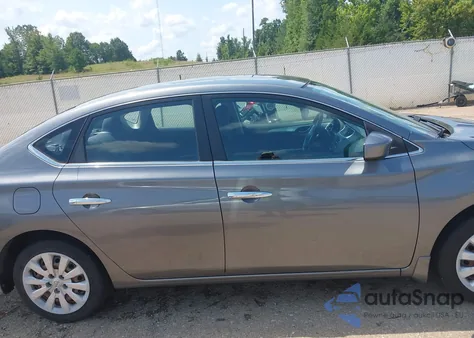 2017 Nissan Sentra S z USA, uszkodzony, nr VIN 3N1AB7AP0HY239149